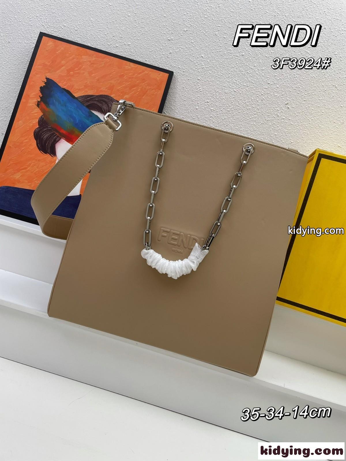 フェンディ バッグ コピー レディース Fendi Pack ミディアム ショッピングバッグ-1