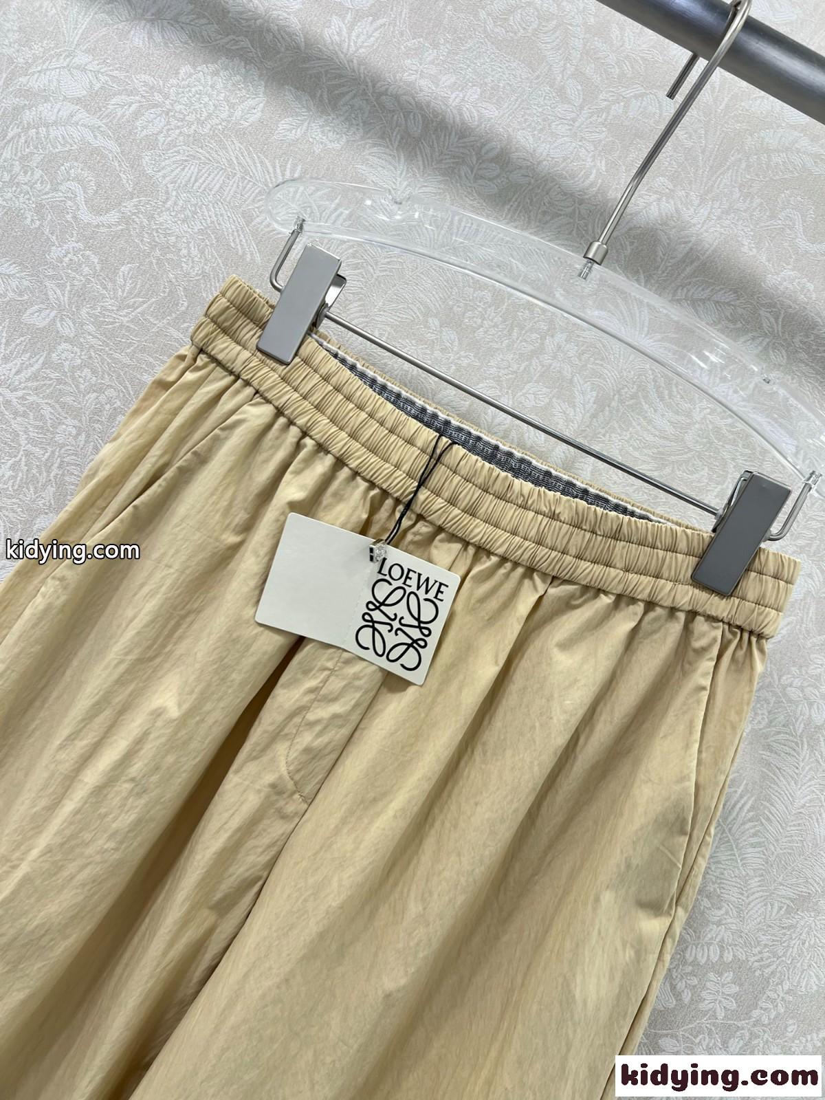 ロエベ パンツ コピー レディース ゆったり クロップド トラウザーズ カーキ-1