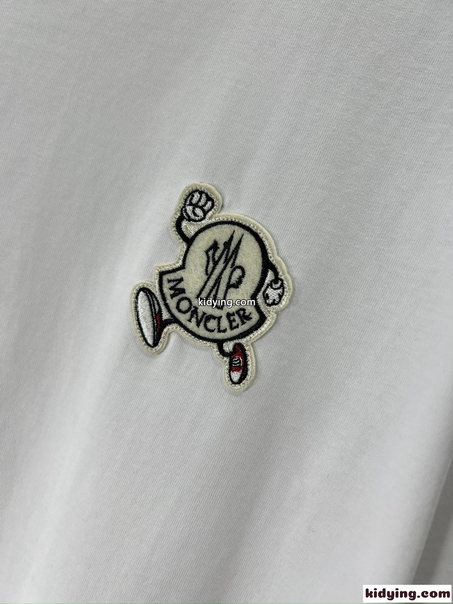 シンプル 合わせやすい クルーネック コットン 半袖Tシャツ モンクレール Tシャツ コピー ホワイト-3
