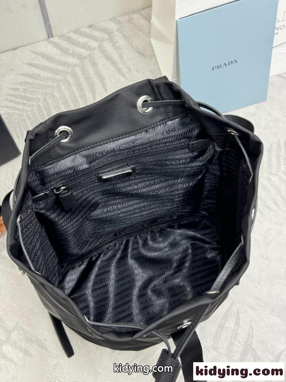 スモール Re-Nylon バックパック プラダ バッグ スーパーコピー ブラック-2