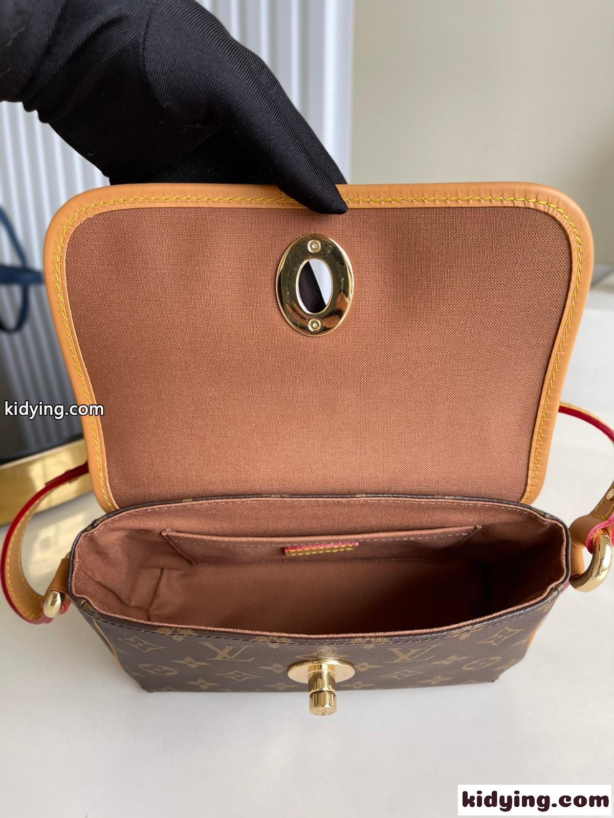 ルイヴィトン スーパーコピー LOUIS VUITTON ティカルPM モノグラム ワンショルダーバッグ M40078-4