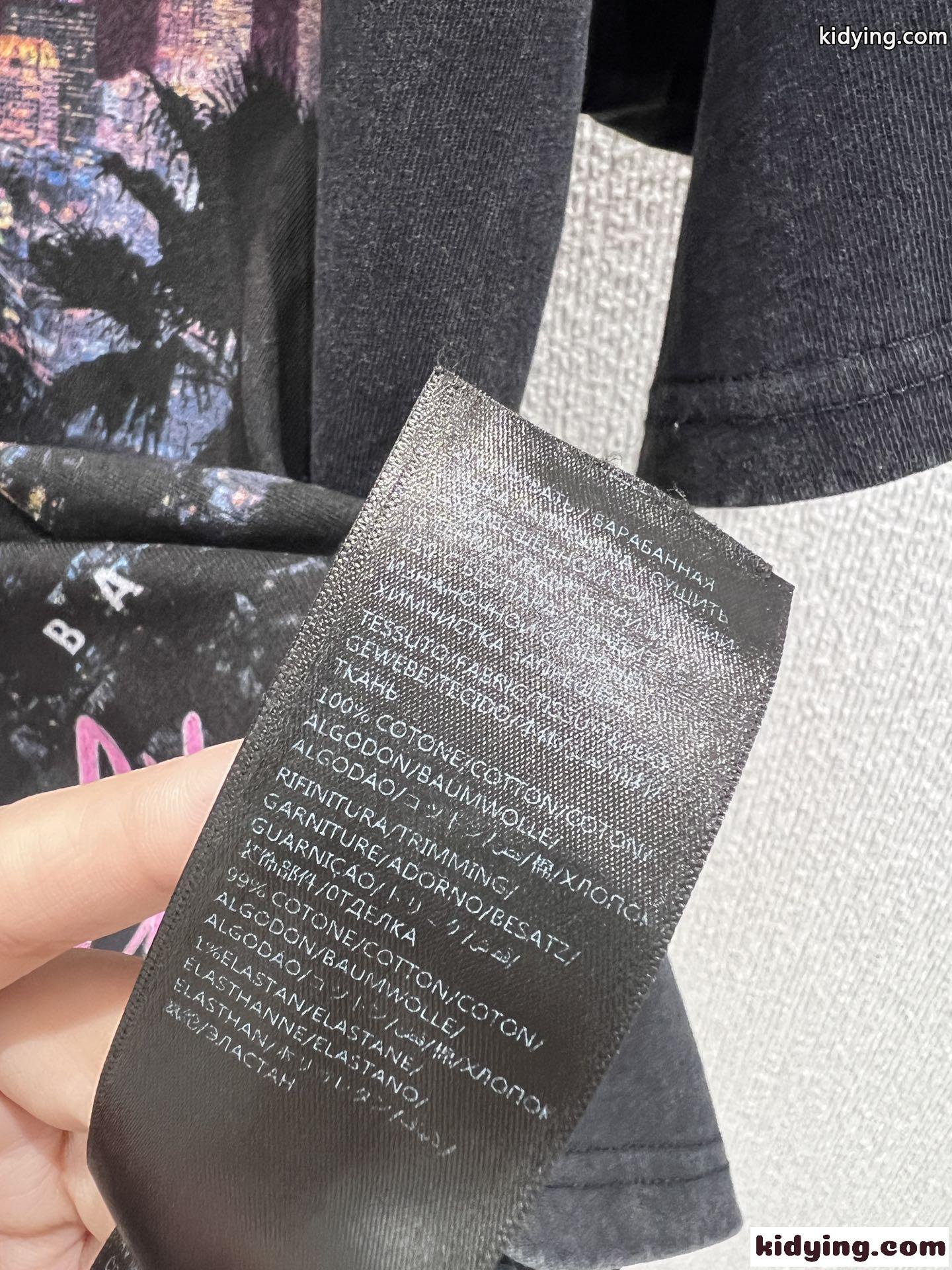 バレンシアガ Tシャツ コピー ユニセックス オーバーサイズ 半袖Tシャツ ブラック-4