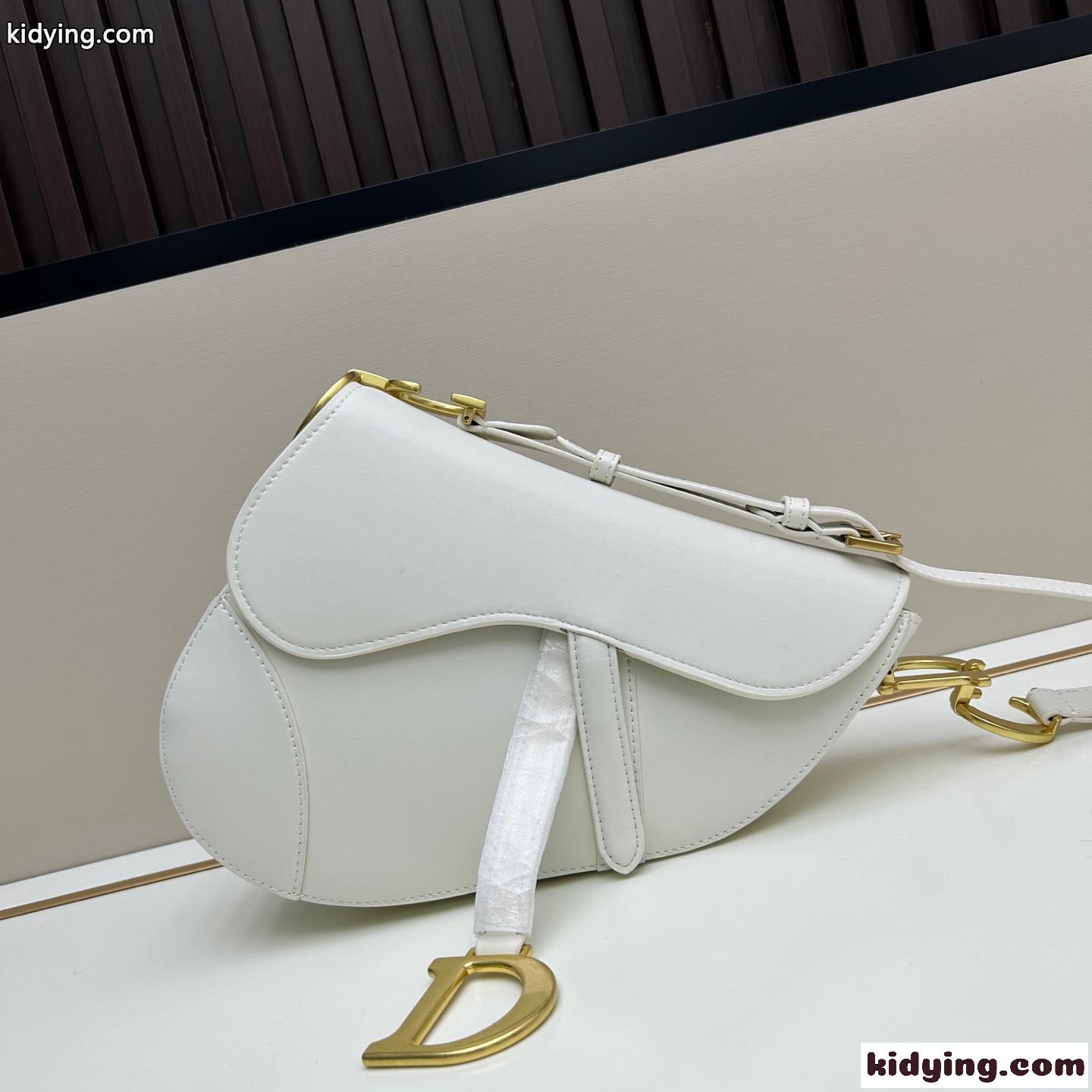 ディオール Saddle ストラップ付き ソフトバッグ ミディアム コピー ホワイト-0