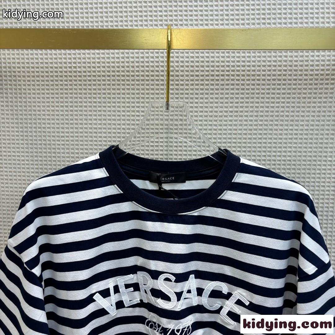 ランコーラ ヴェルサーチェ クロップ Tシャツ ヴェルサーチェ Tシャツ コピー-2