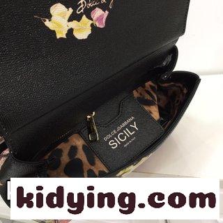 プリントシリーズ【Dolce & Gabbana】定番 カラフル ドルチェ&ガッバーナ d&g コピー 多くのスターのお気に入ります-1