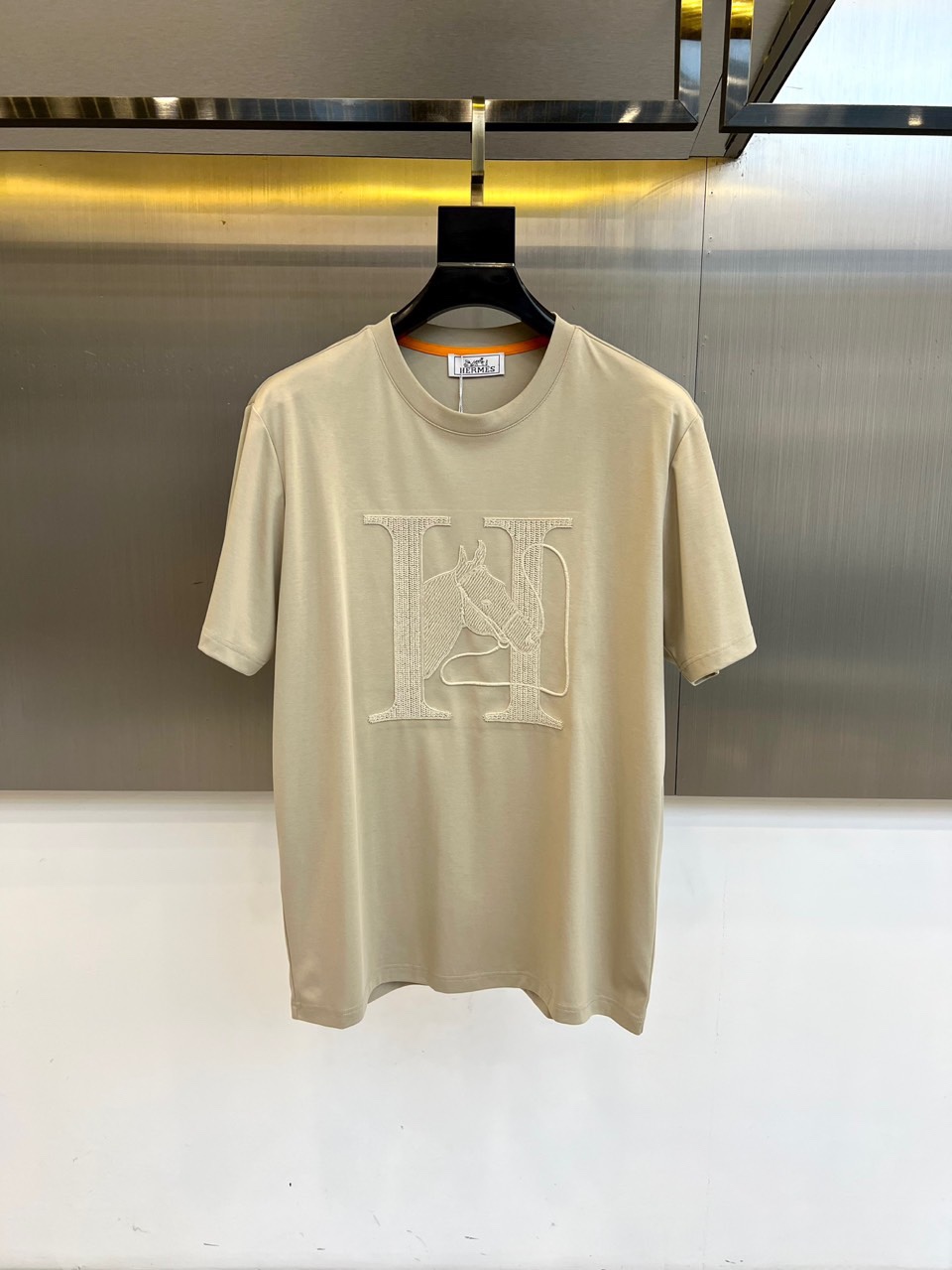 シンプル クルーネック 半袖Tシャツ エルメス Tシャツ 偽物 合わせやすい ベージュ-0