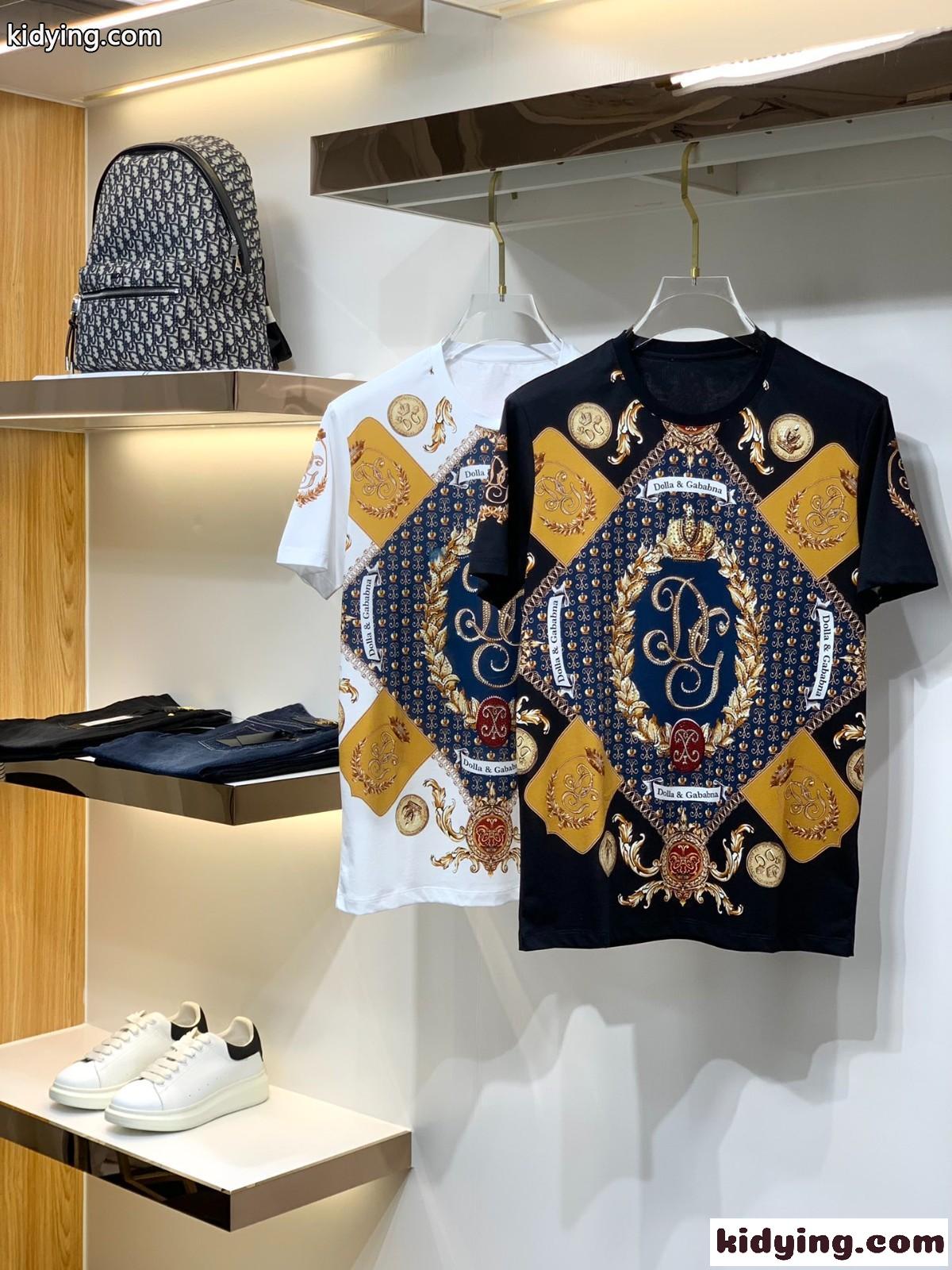 華やか 上品 高級感 プリント クールネック メンズ 半袖 トップス ドルチェ&ガッバーナ Tシャツ コピー 存在感抜群-0