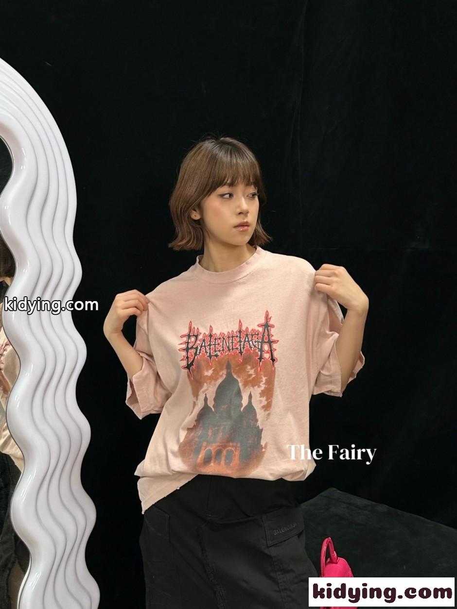 バレンシアガ Tシャツ 偽物 ユニセックス スタイリッシュ オーバーサイズ 半袖Tシャツ-4