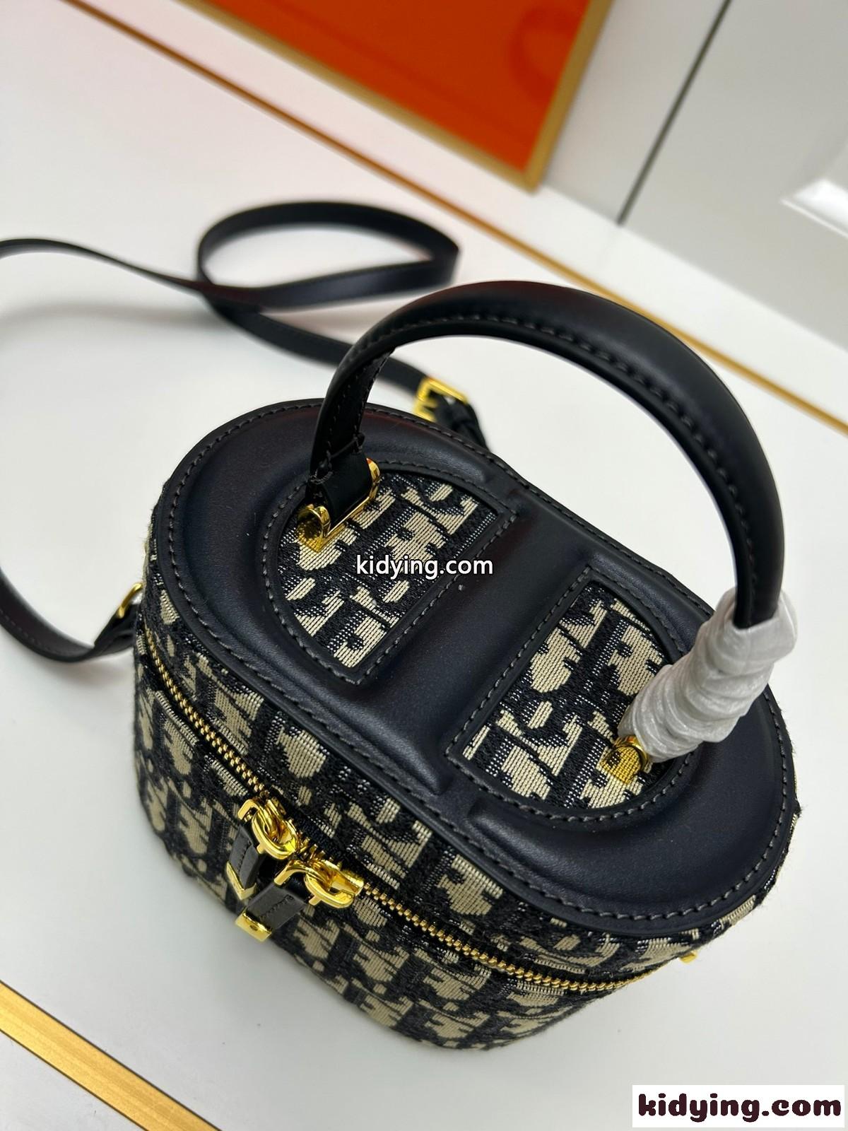 DIOR CD SIGNATURE ヴァニティ スモール クリスチャン・ディオール バッグ コピー-2