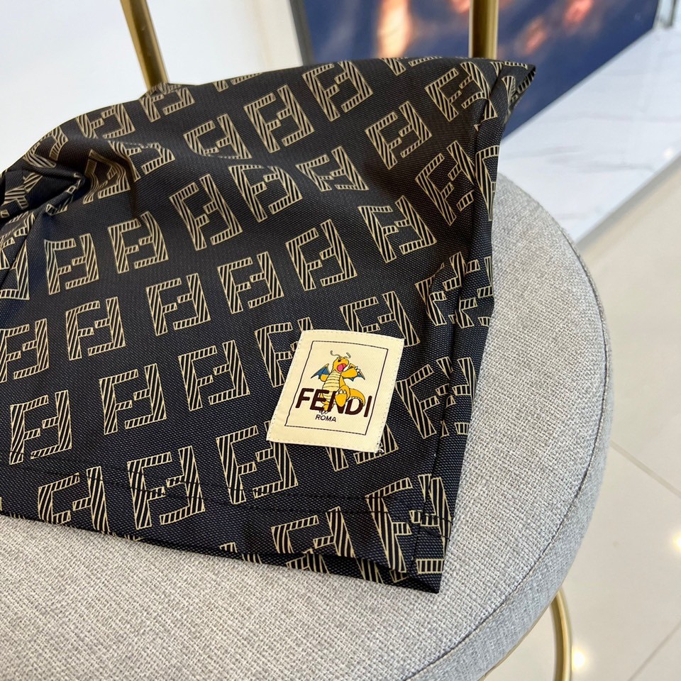カジュアル FF メンズ ショートパンツ フェンディ パンツ コピー-4