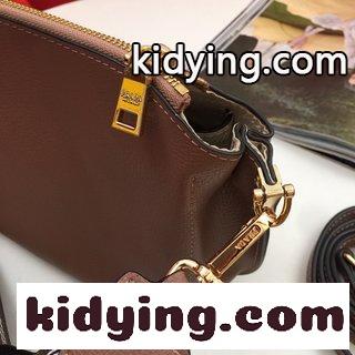 プラダバッグ人気 洒落た色がついているほか トレードマークのロゴと独特のニット 美しくて個性的だ コピー-2