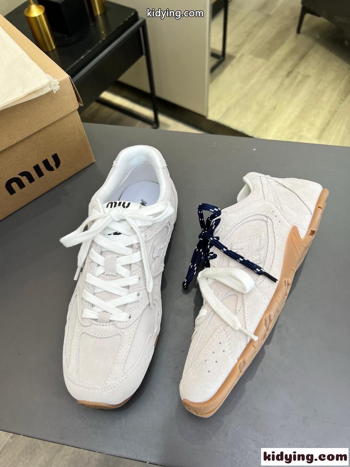 New Balance x Miu Miu xxx スエードスニーカー ミュウミュウ スニーカー コピー ホワイト-1