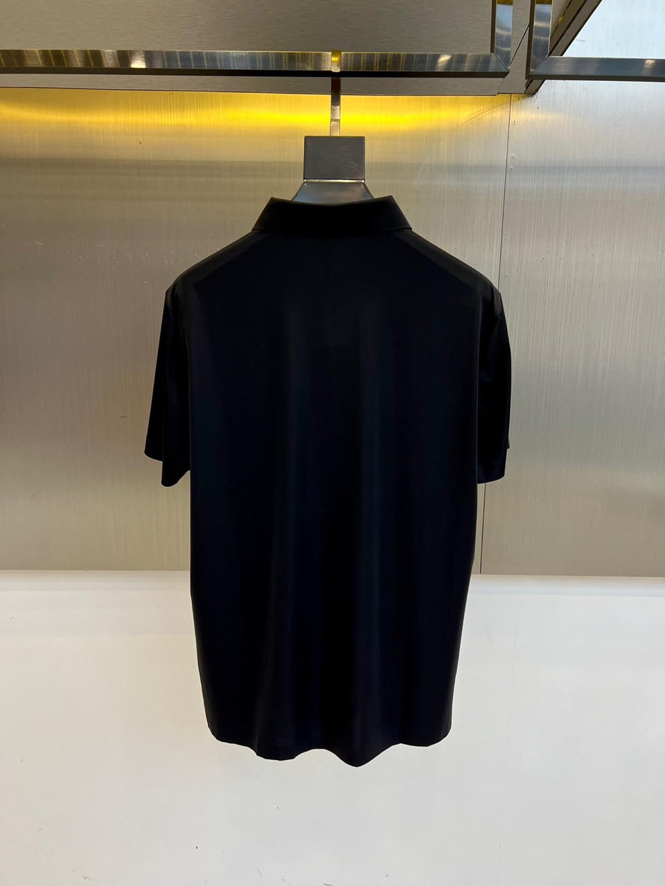 カジュアル 上品 ロゴ 半袖ポロシャツ アルマーニ Tシャツ 偽物 コットン ブラック-3