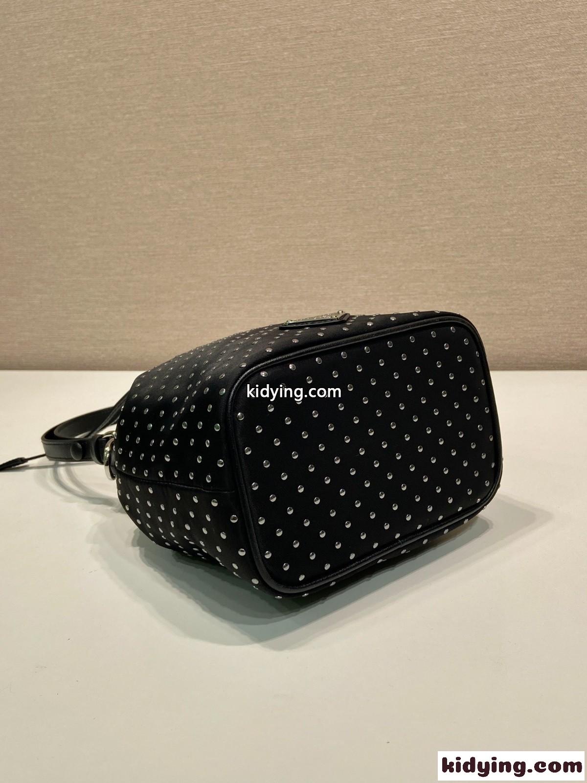 プラダ スタッズ付き ショルダーバッグ 1BE067 スーパーコピー-2