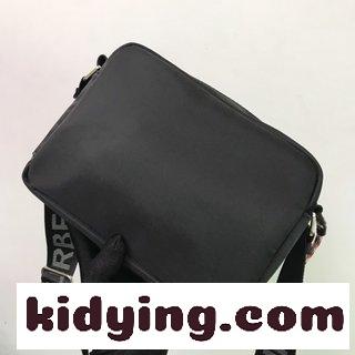 新しいメンズカメラバッグVintage レトロなチェック柄の斜めリュック ウエストポーチ！バーバリー バッグ 茶色 コピー-0