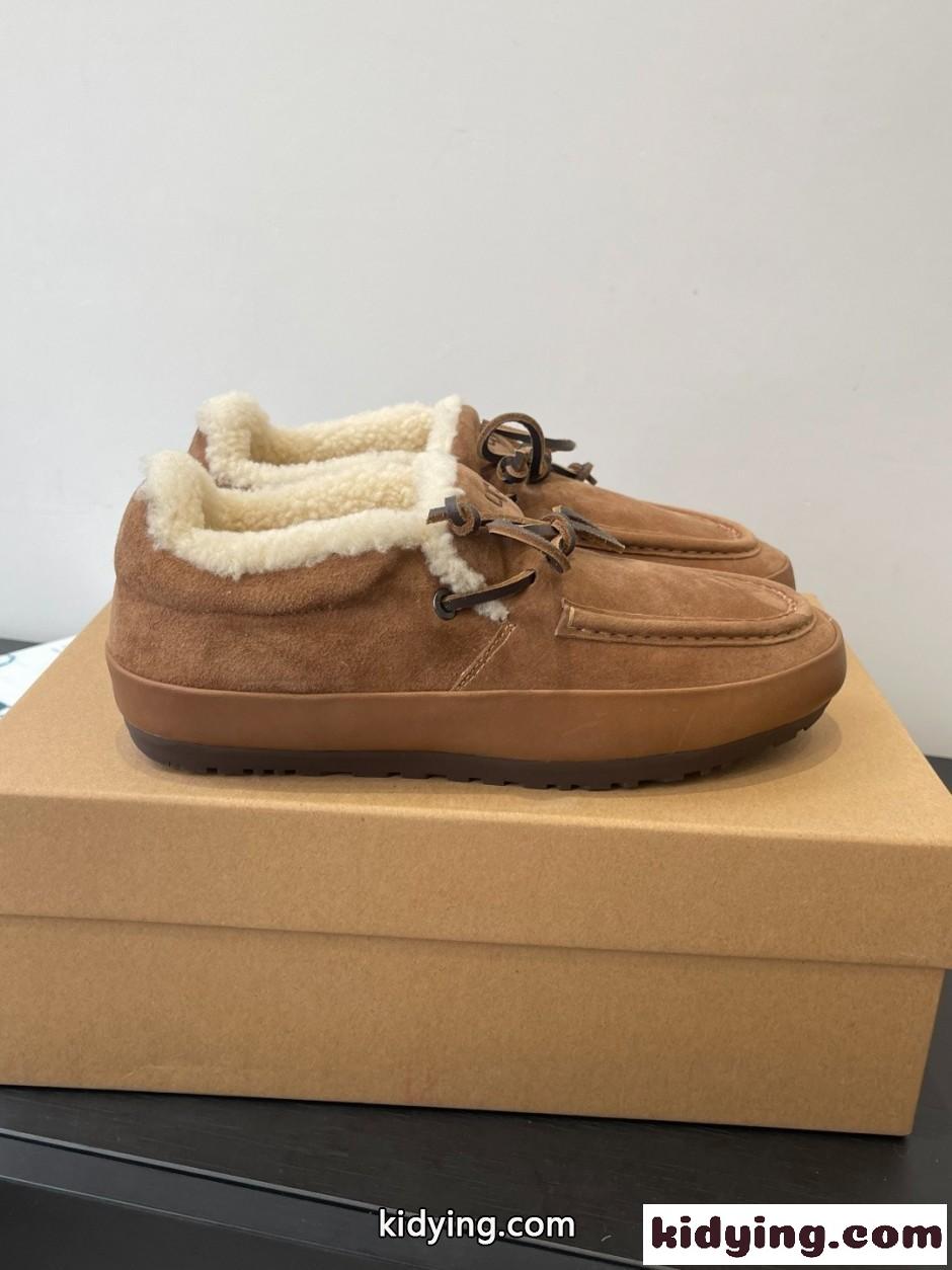 大人気 UGG アグ スーパーコピー ムートンモカシン スリッポン ブラウン-1