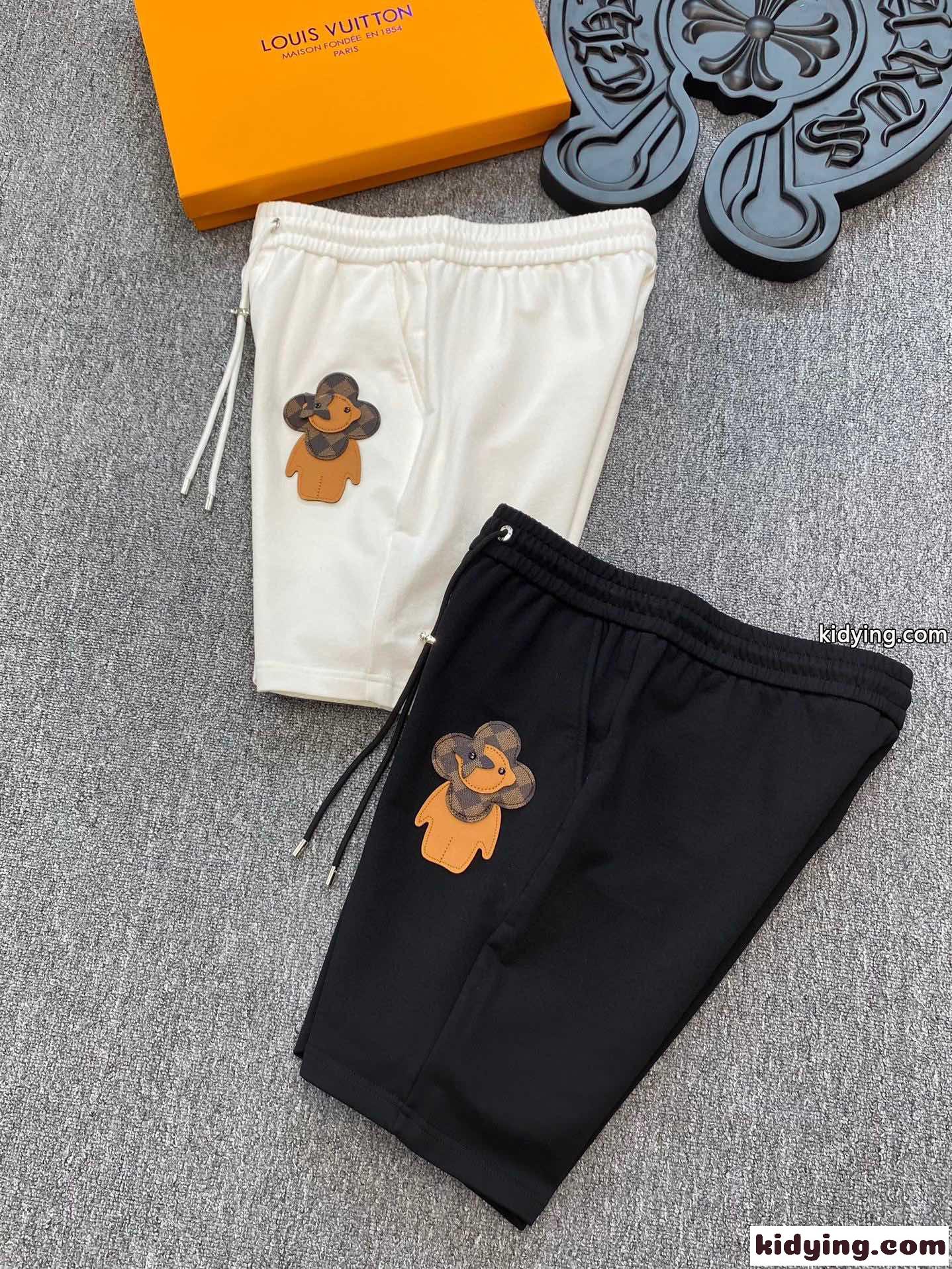 合わせやすい ルイ・ヴィトン パンツ コピー ショートパンツ メンズ 膝上夏 定番 カジュアル おしゃれ-2