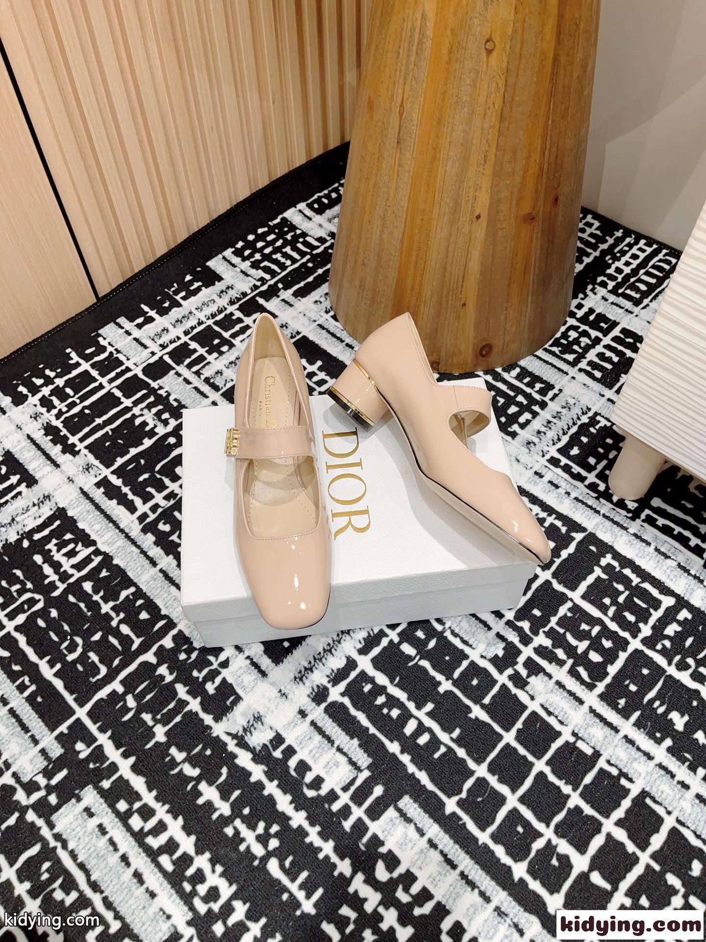Miss Dior パンプス クリスチャン・ディオール パンプス スーパーコピー ベージュ-1