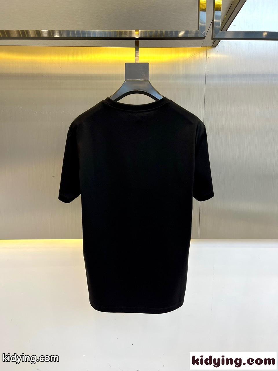 カジュアル ロゴ クルーネック 半袖Tシャツ ヴェルサーチェ Tシャツ 偽物 ブラック-3