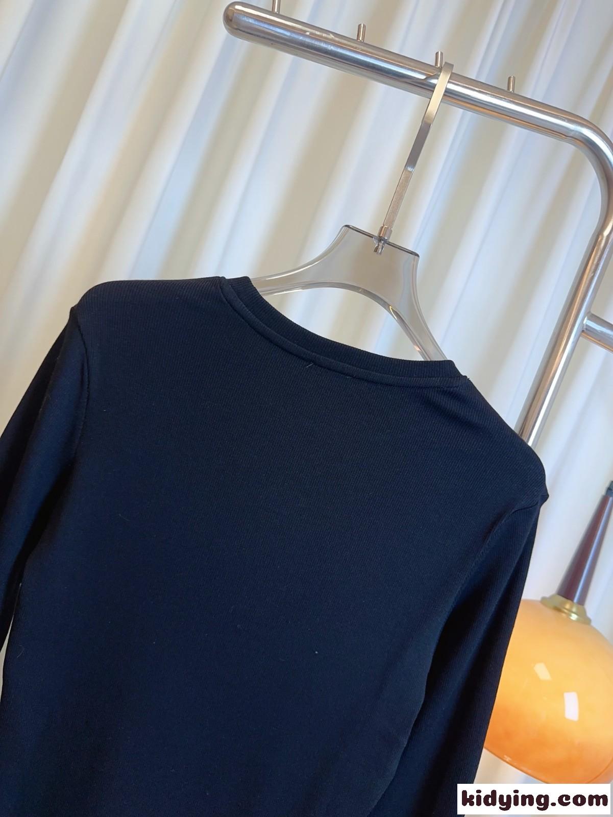 アナグラム リブ 長袖Tシャツ ロエベ Tシャツ 偽物 合わせやすい ブラック-4