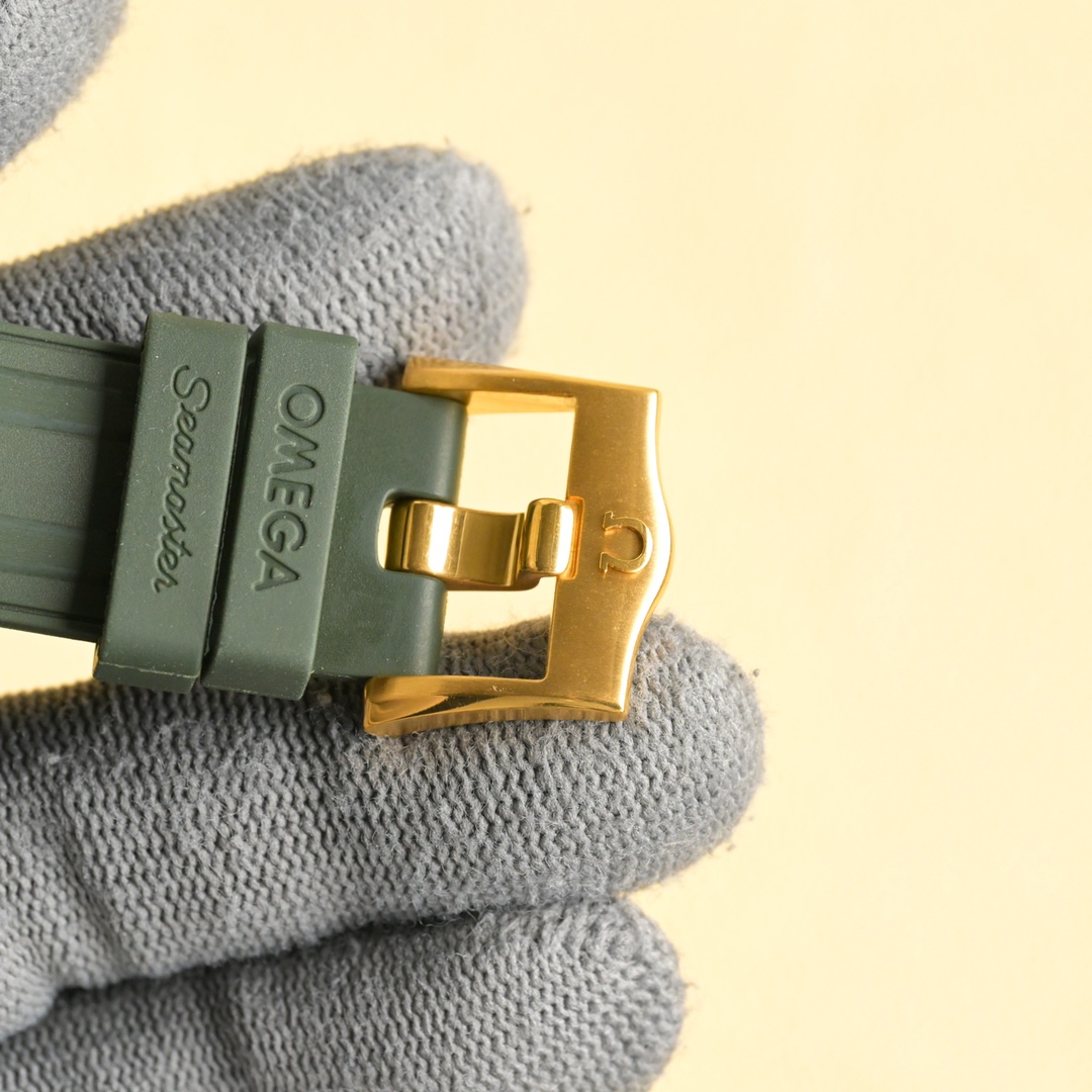 オメガ 時計 コピー 大人気 お洒落 エレガント メンズ ウォッチ 42mm-4