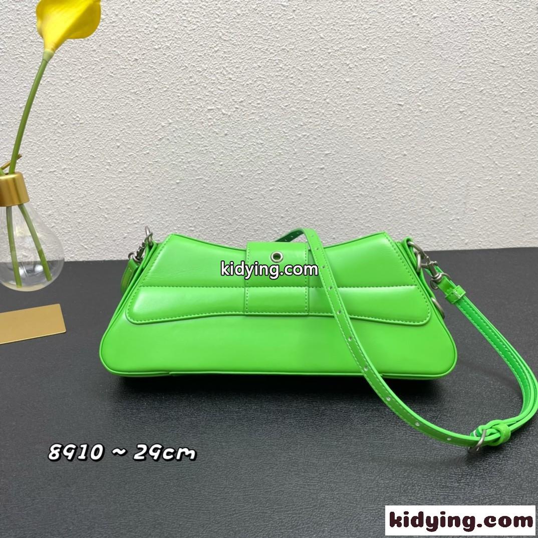 上品 おしゃれ LINDSAY スモール ショルダーバッグ バレンシアガ バック コピー チェーンバッグ グリーン-1