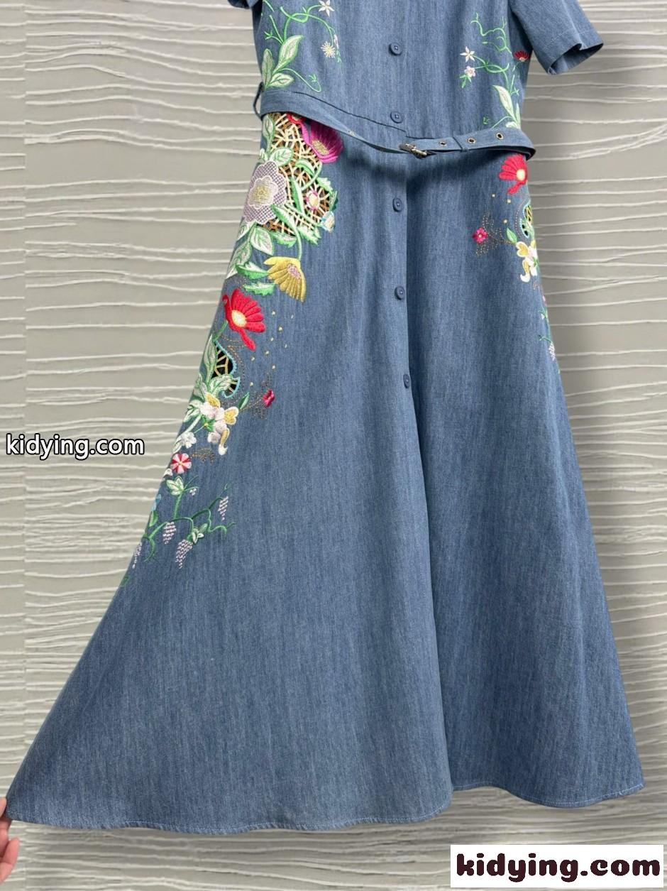 ボタニカル刺繍 ベルト付き デニムワンピース ヴァレンティノ ワンピース 偽物-2