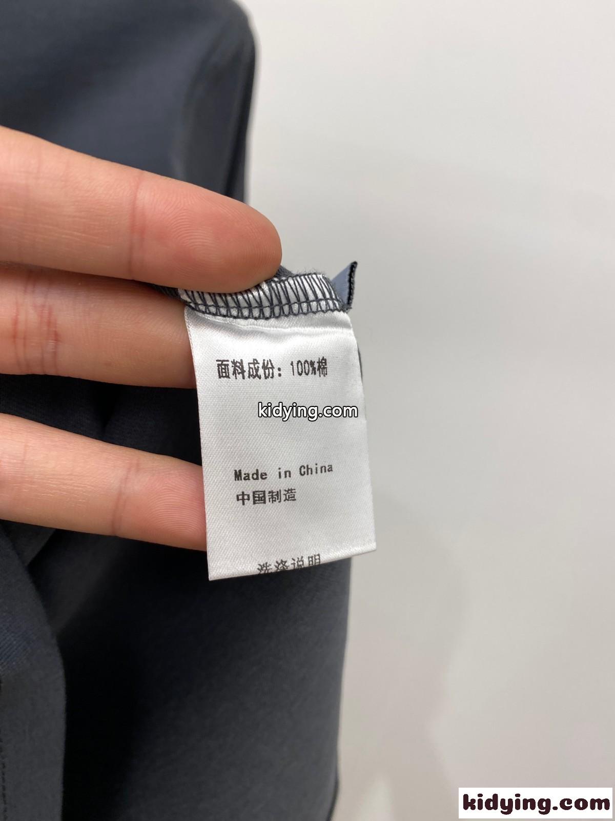 クロムハーツ Tシャツ 偽物 カジュアル クロスパッチ 長袖Tシャツ グレー-3