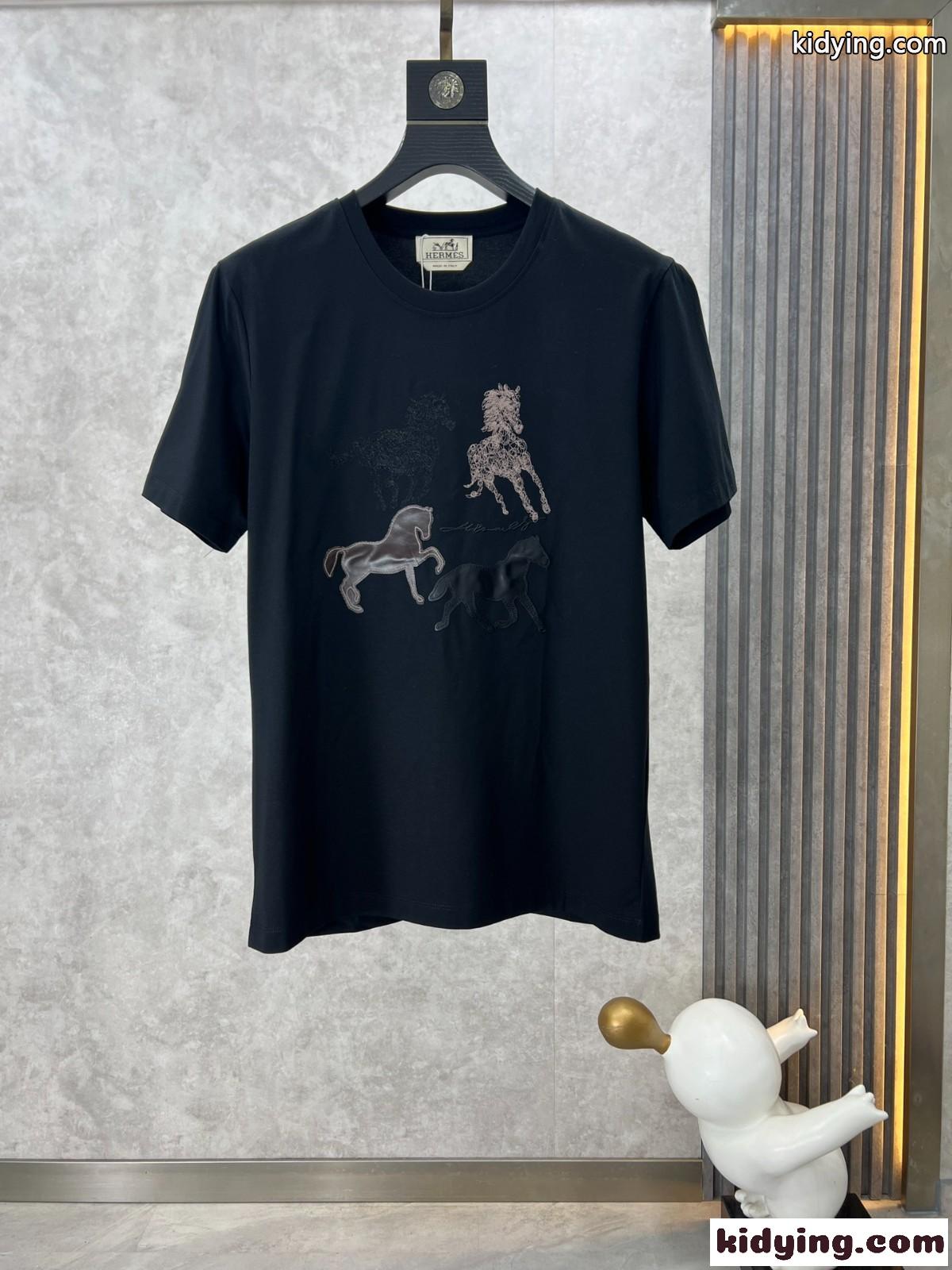 エルメス Tシャツ コピー 上品 カジュアル クルーネック 半袖Tシャツ ブラック-1
