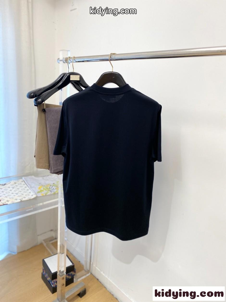 シンプル 合わせやすい クルーネック 半袖Tシャツ モンクレール Tシャツ 偽物 ブラック-4