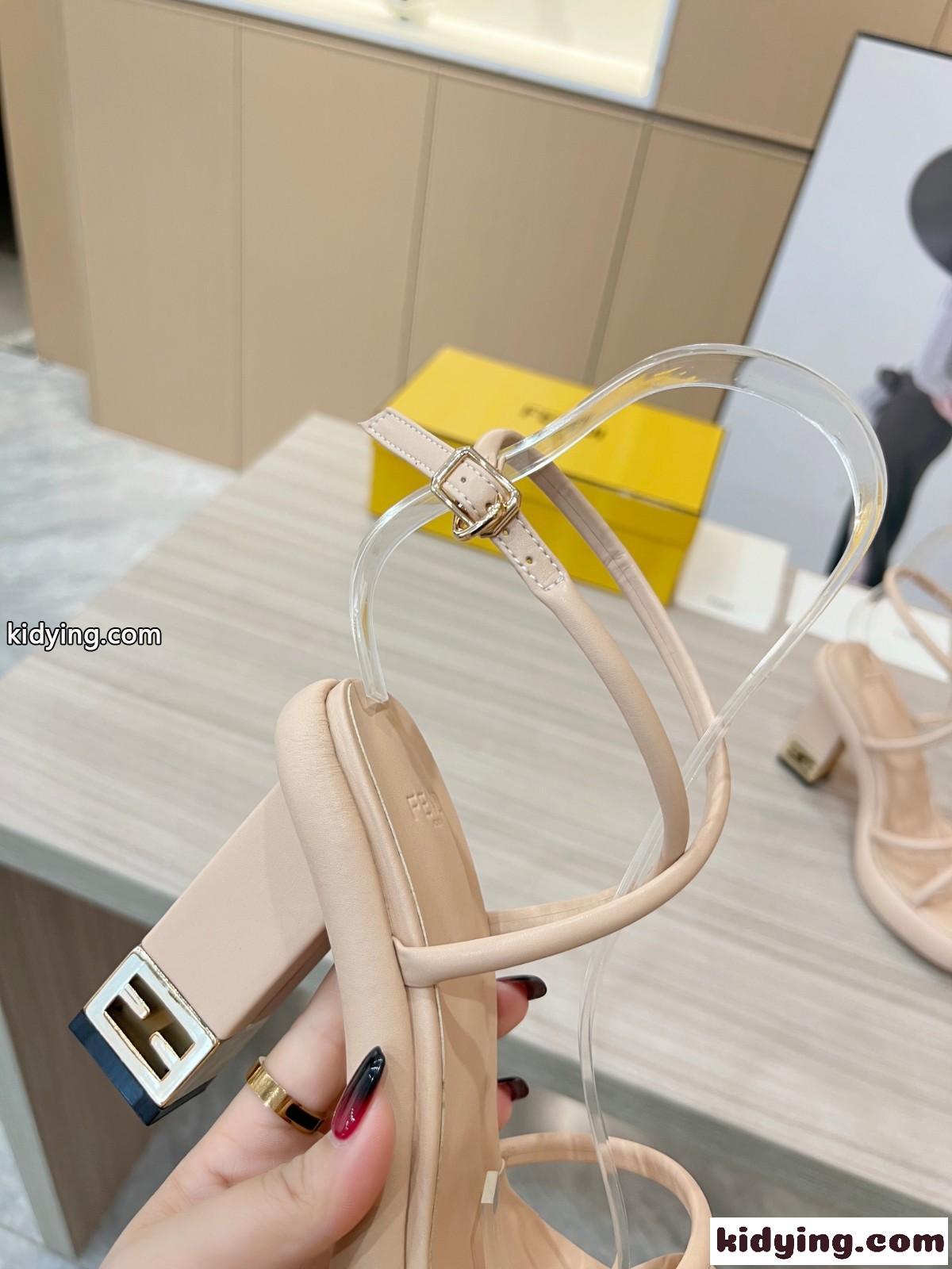 人気 シンプル フェンディ バゲットサンダル コピー レディース ベージュ-4