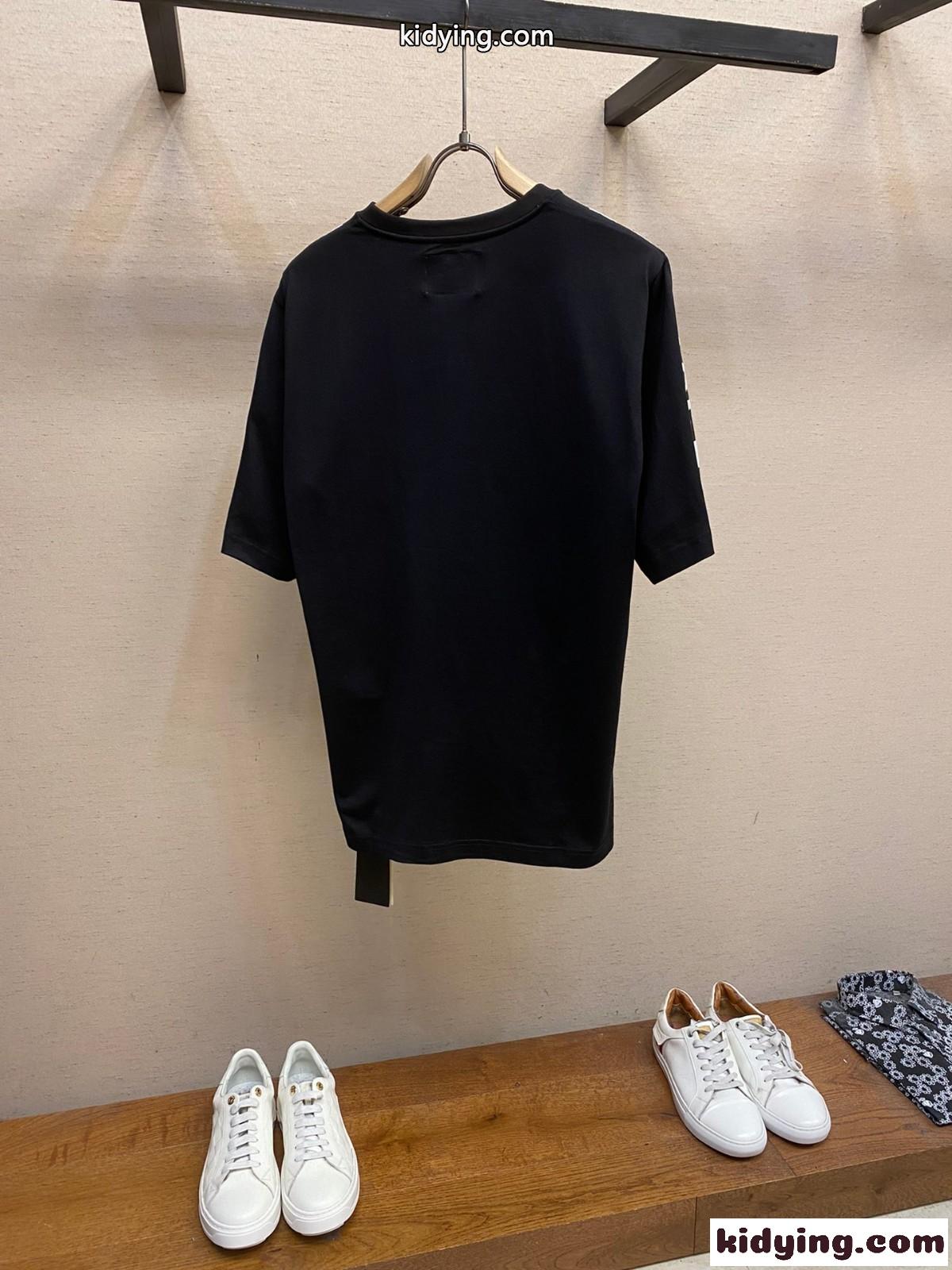 フェンディ Tシャツ コピー メンズ おしゃれ カジュアル コットン ロゴ 刺繍-1