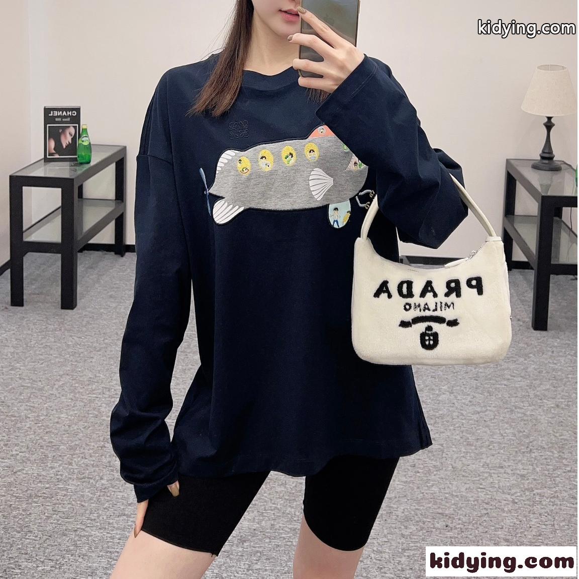 カジュアル 可愛い コットン 長袖Tシャツ ロエベ Tシャツ コピー ネイビー-0