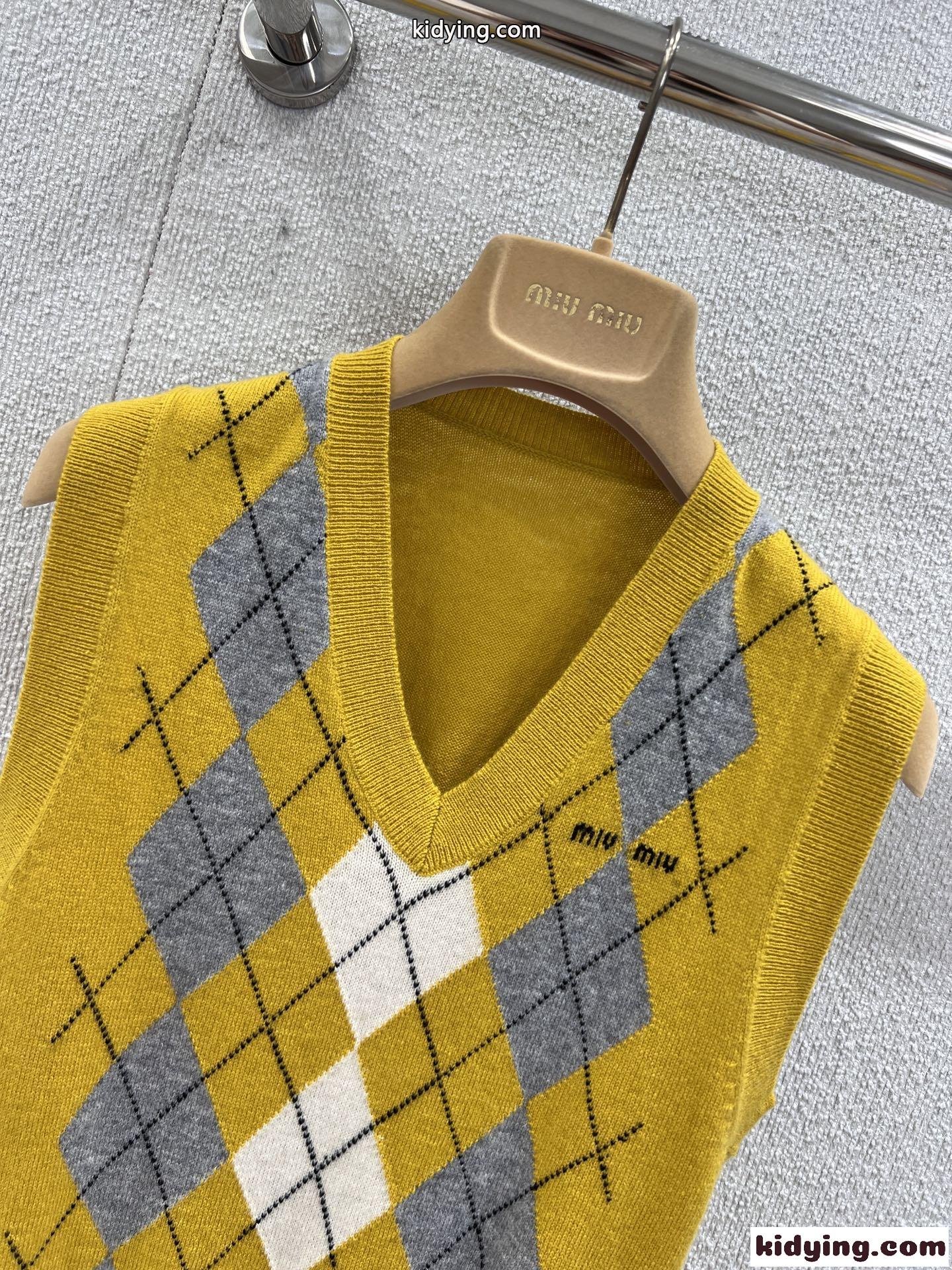 カシミア ベスト アーガイル ミュウミュウ ニット コピー Vネック トップス-2