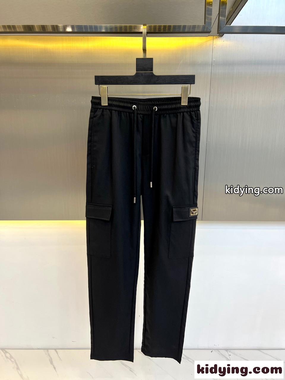 お洒落 カジュアル カーゴパンツ ドルチェ&ガッバーナ パンツ 偽物 ブラック-1
