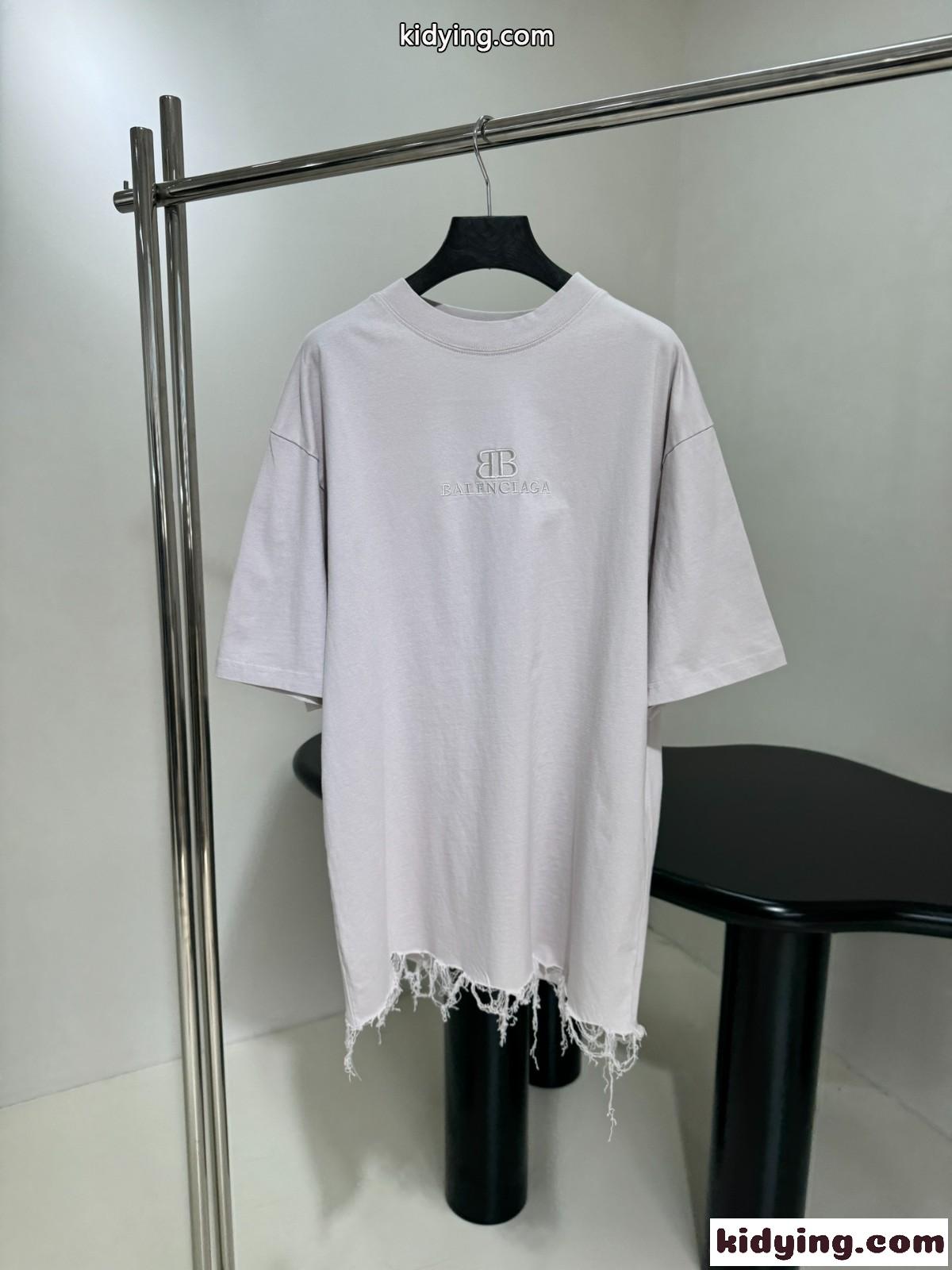 カジュアル オーバーサイズ 刺繍入り バレンシアガ Tシャツ コピー ホワイト-0