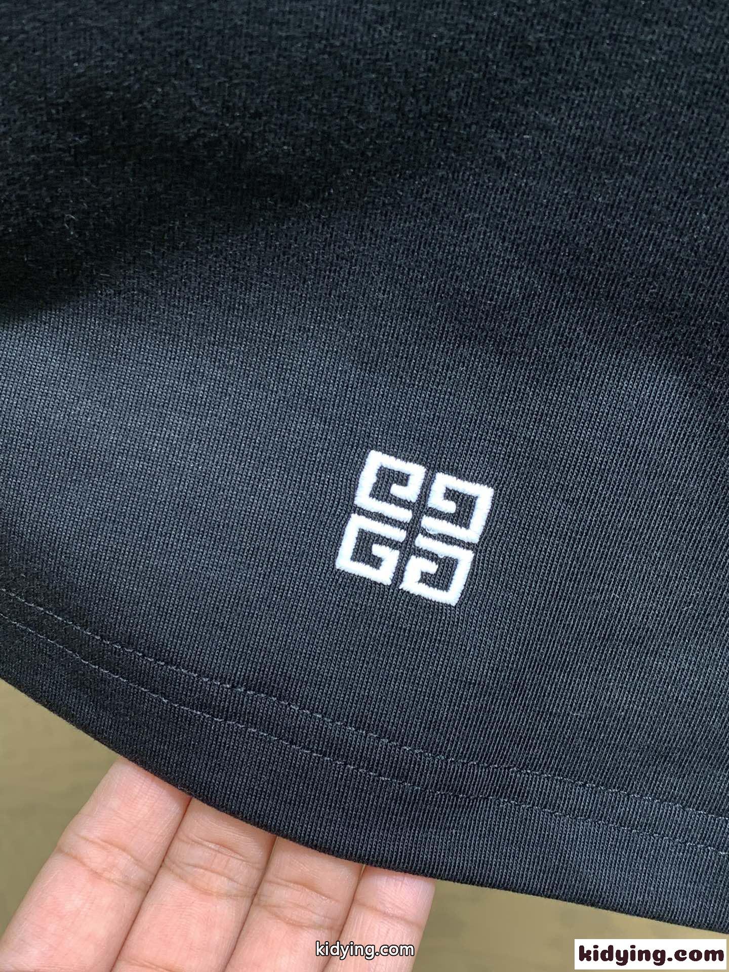 4G ロック プリントコットン 半袖Tシャツ ジバンシィ Tシャツ 偽物 ブラック-4
