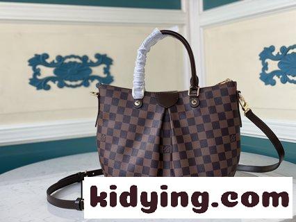 大きいサイズのMonogram帆布と粒面皮革を組み合わせて このV Tote MM手袋をデザインした。ルイ・ヴィトン バッグ 人気 コピー-4