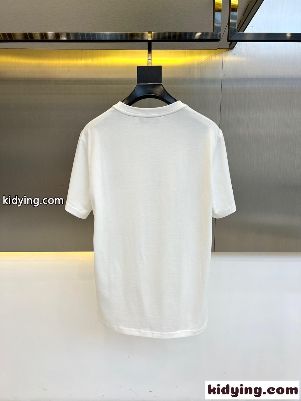 シンプル ロゴ刺繍 クルーネック 半袖Tシャツ フェンディ Tシャツ 偽物 ホワイト-3
