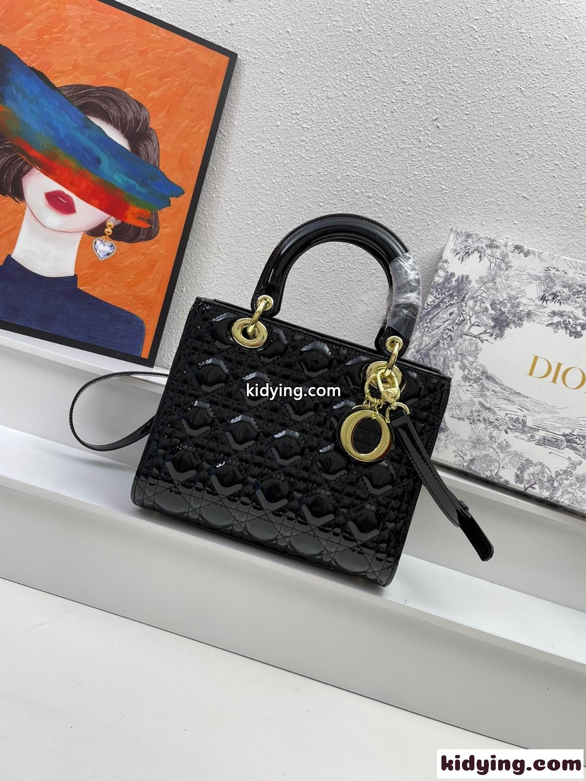 LADY DIOR パテントレザー ミディアムバッグ クリスチャン・ディオール バッグ コピー ハンドバッグ ブラック-1