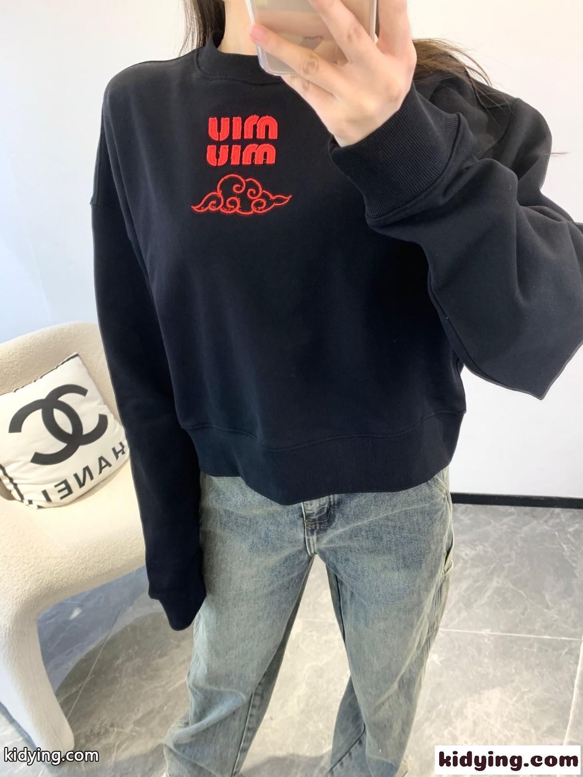 カジュアル ロゴ入り クロップド スウェットシャツ ミュウミュウ Tシャツ コピー-5