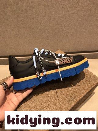 ​カップル向け off-white 最高級代理購入 メンズ2020HKコーナー同時発売 オフホワイト シューズ メンズ コピー-1