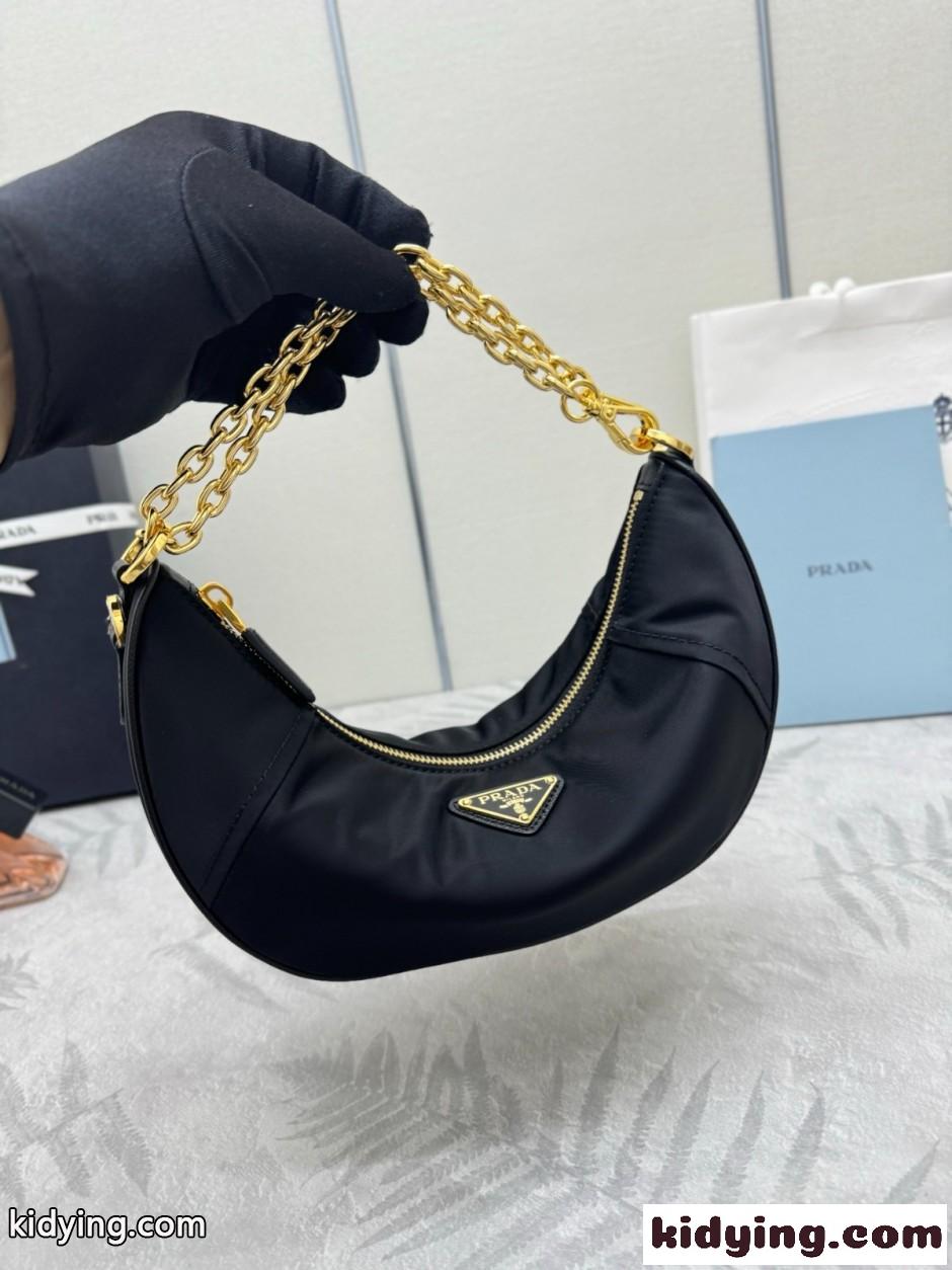 プラダ リナイロン デミルーン ショルダーバッグ スーパーコピー 1BH222 ブラック-4