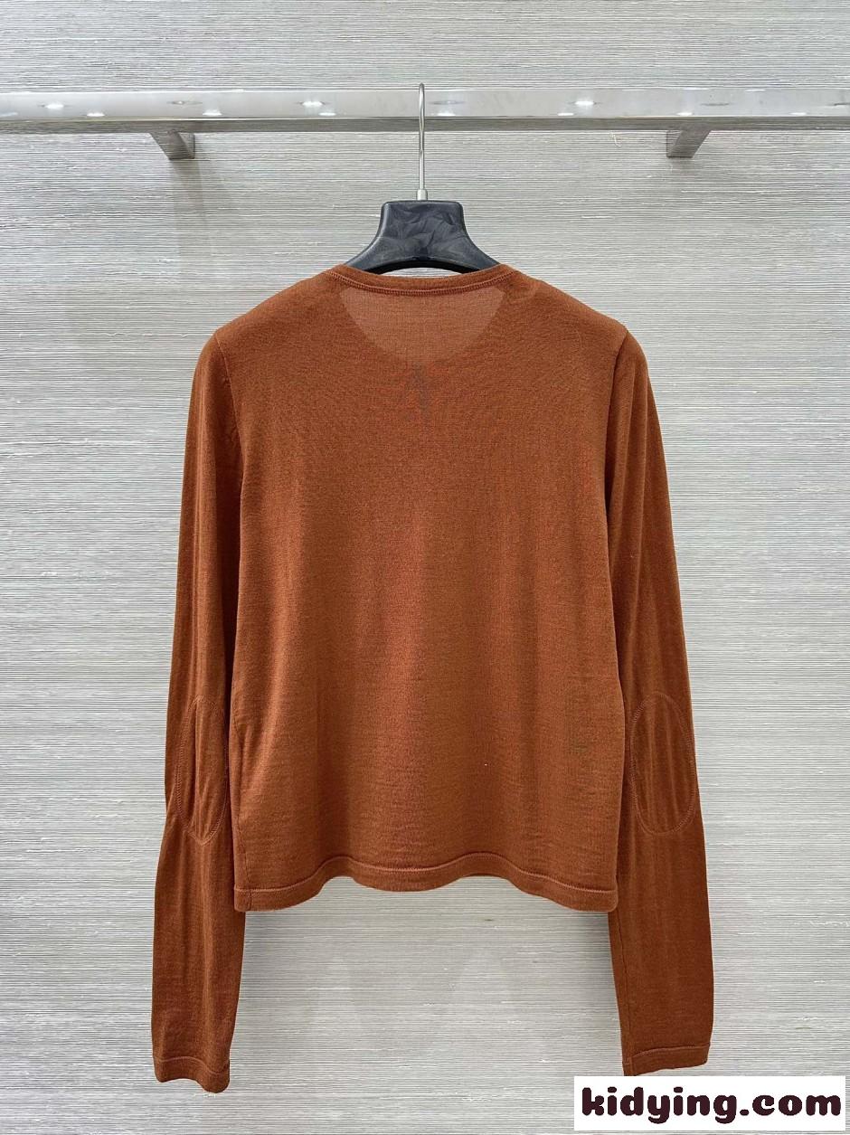 ロゴ入り ヘンリーネック カシミヤ トップス ミュウミュウ Tシャツ コピー ブラウン-4