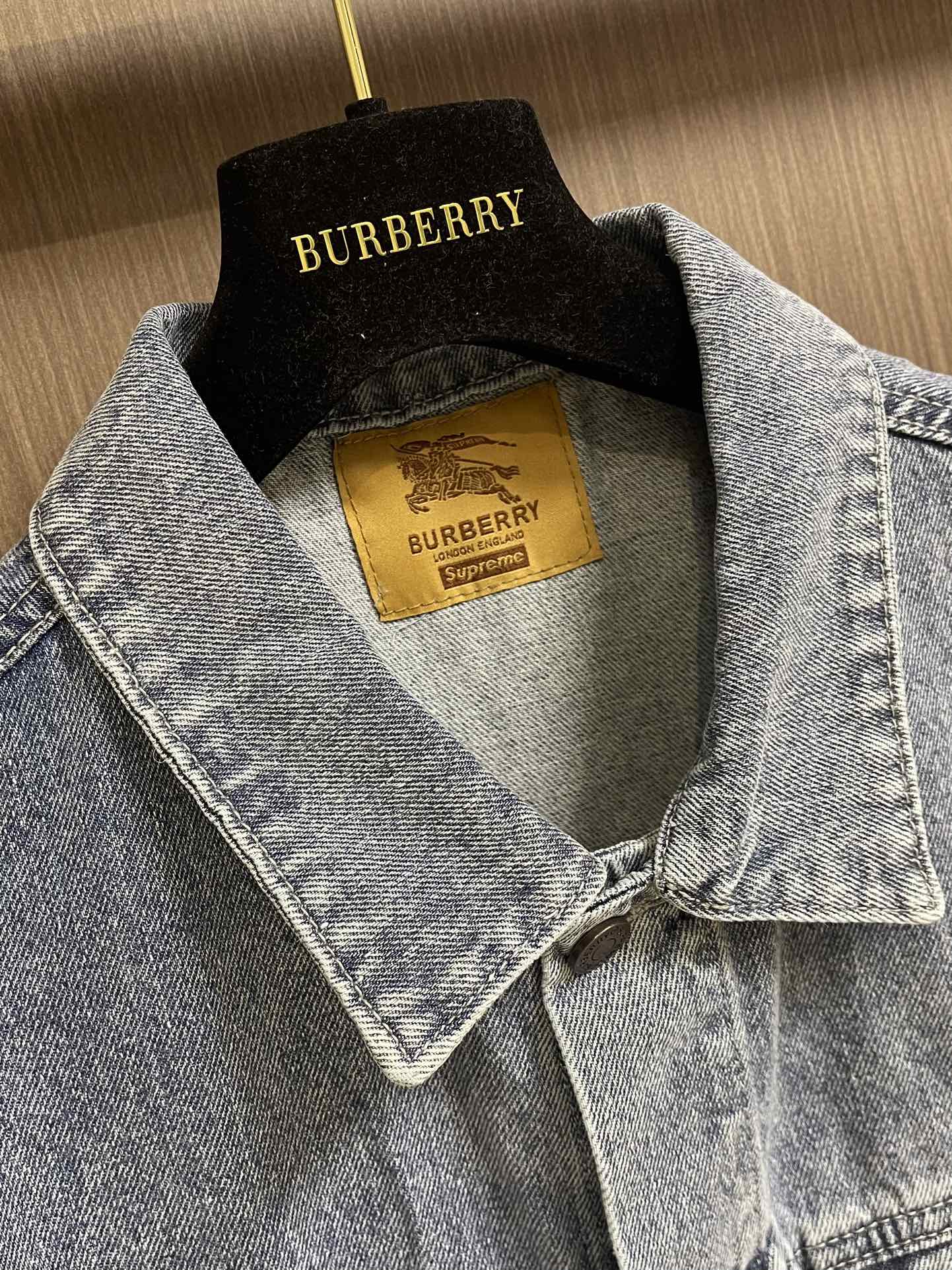 Burberry & supreme コラボ デニムジャケット バーバリー ジャケット コピー-2