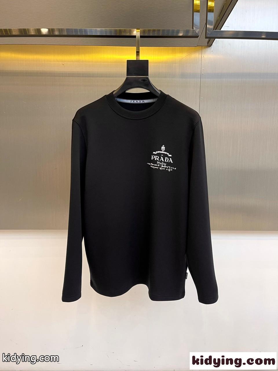 シンプル ロゴ クルーネック 長袖Tシャツ プラダ Tシャツ 偽物 ブラック-0