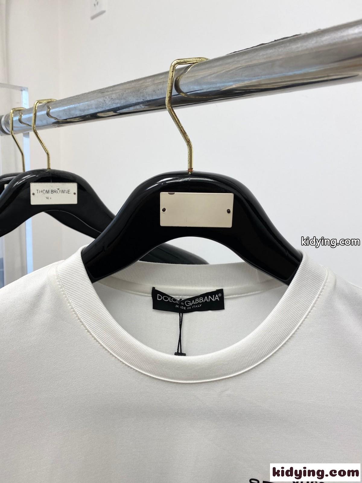 カジュアル 合わせやすい コットンTシャツ ドルチェ&ガッバーナ 半袖Tシャツ コピー ホワイト-4