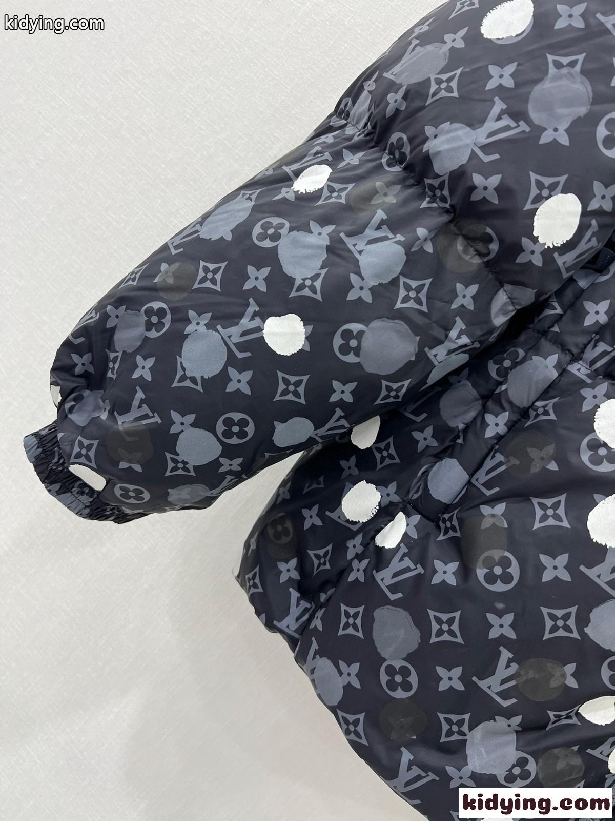 LV × YK モノグラム ダウンジャケット ルイヴィトン ダウンジャケット コピー ユニセックス-1
