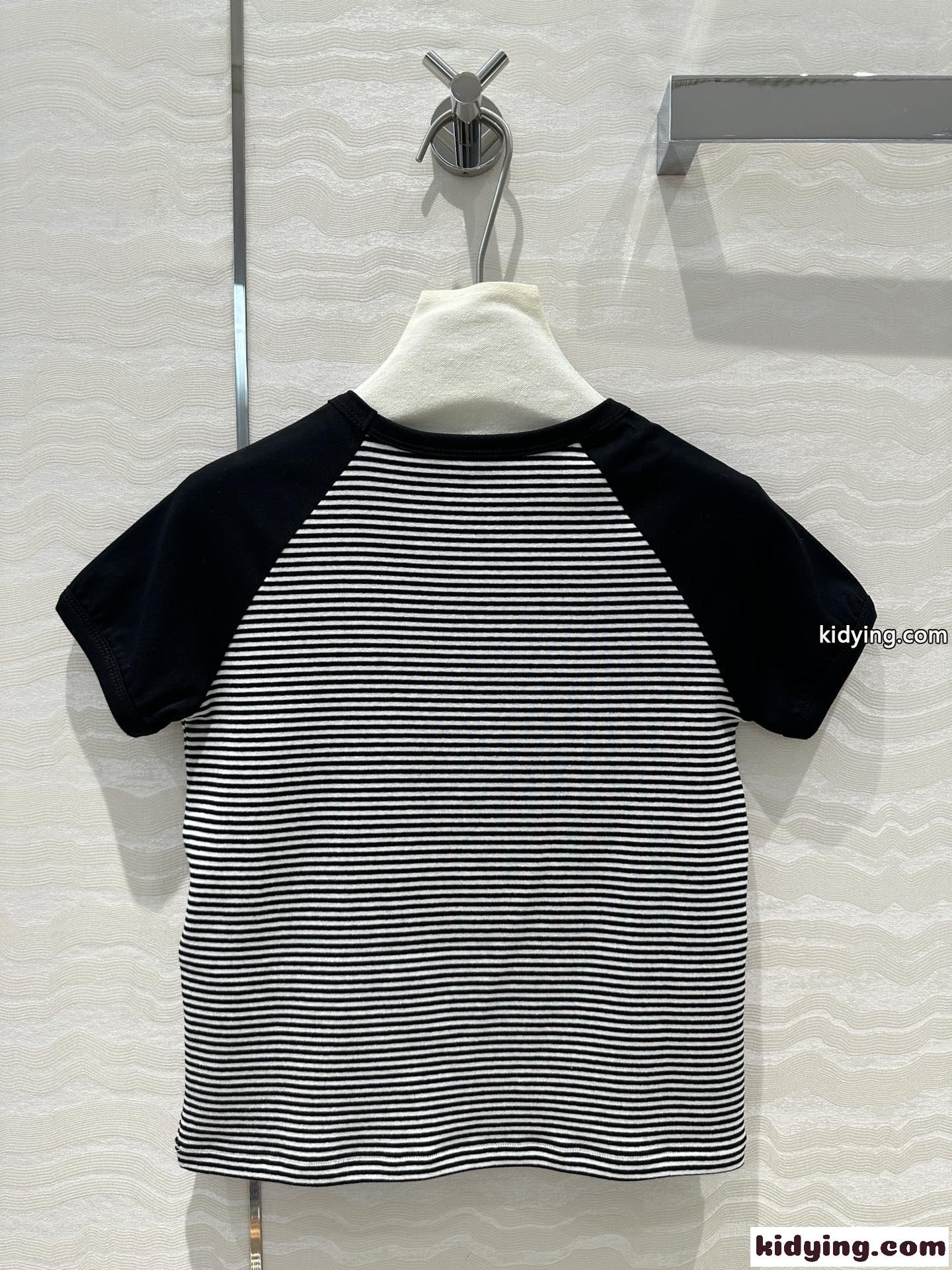 おしゃれ ロゴ入り クロップド丈 セリーヌ Tシャツ コピー 半袖Tシャツ-3