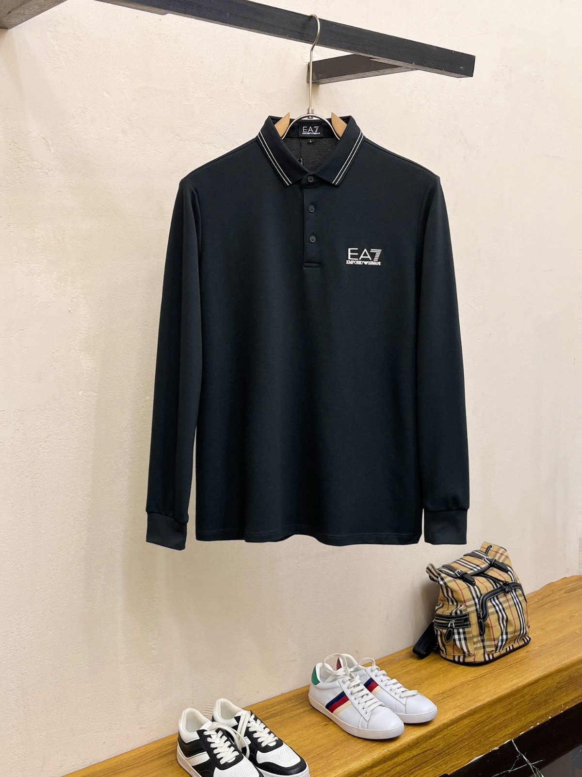 人気 定番 カジュアル コットン 長袖ポロシャツ アルマーニ Tシャツ コピー ブラック-0